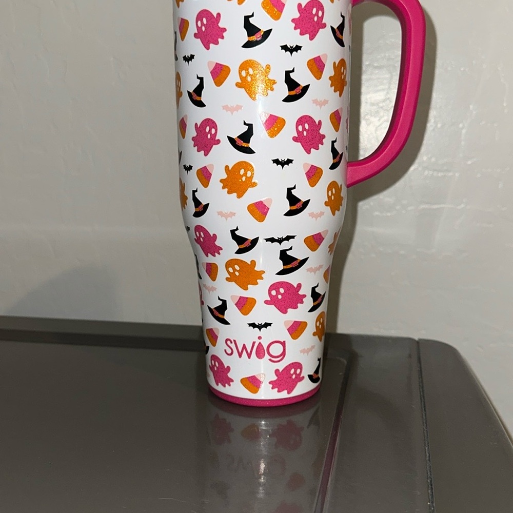 Swig Halloween Tumbler with Pink Handle